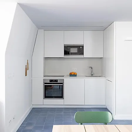 Piso Azul Premium In Bairro Alto By Lovelystay * Lisboa