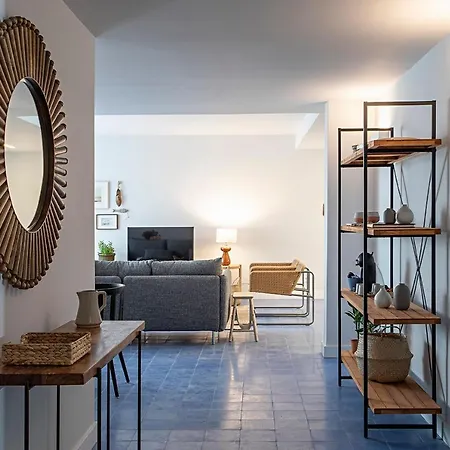 Piso Azul Premium In Bairro Alto By Lovelystay *