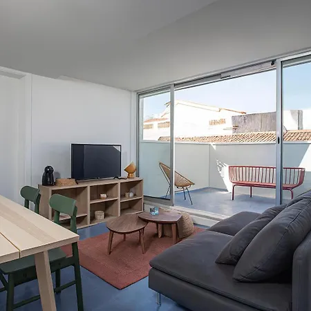 Piso Azul Premium In Bairro Alto * Lisboa