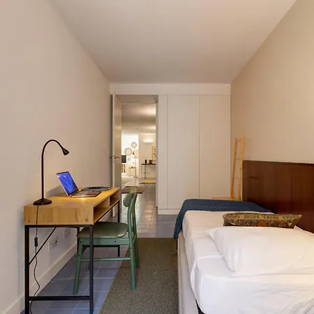 Piso Azul Premium In Bairro Alto
