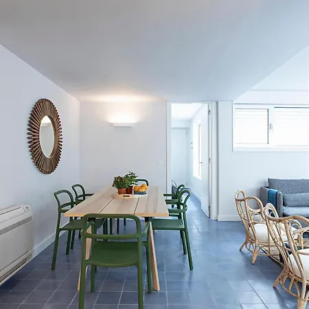 Apartment Piso Azul Premium In Bairro Alto By Lovelystay