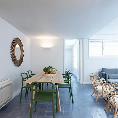 Piso Azul Premium In Bairro Alto By Lovelystay Apartman